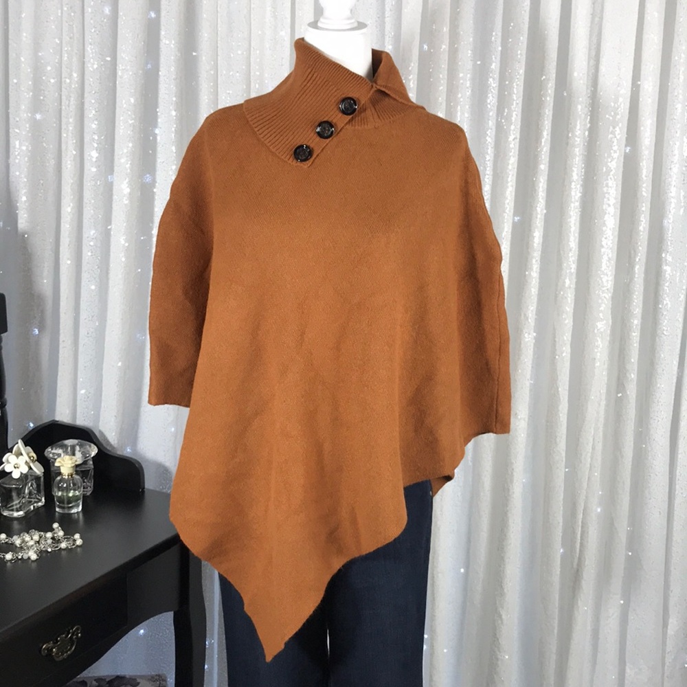 Knitted Convertible Neck Asymmetric Cape